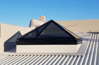 pyramid glass skylight